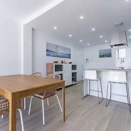 アパート 117-modern In The Heart Of Fuengirola!