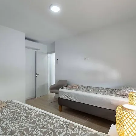 Appartement 117-modern In The Heart Of Fuengirola! Fuengirola
